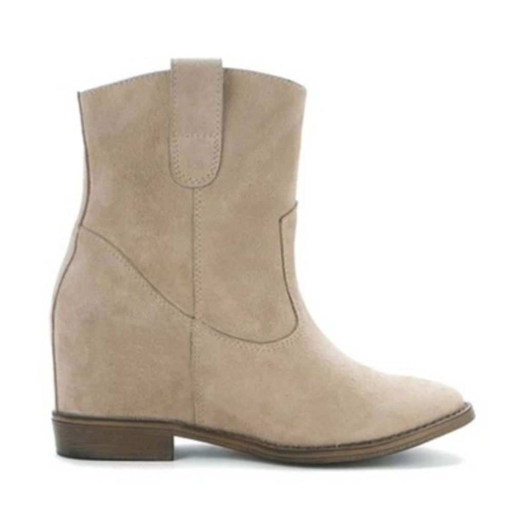 Otbt Sandpiper Hidden Wedge Suade pull on boots 10